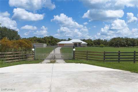 19801 N River Road, Alva, FL 33920