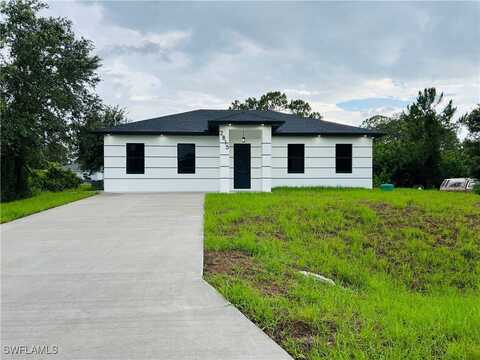 2815 4th Street SW, Lehigh Acres, FL 33976