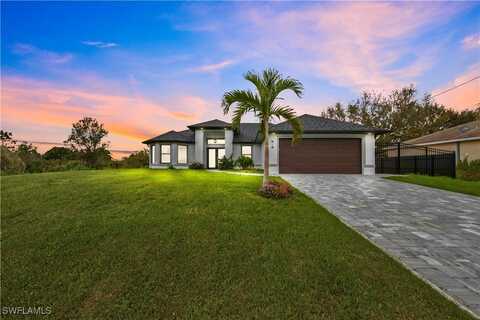 526 Wabasso Avenue S, Lehigh Acres, FL 33974