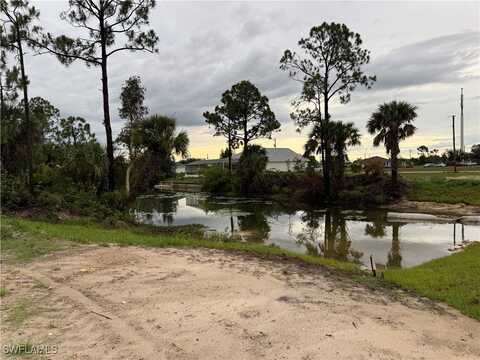 3825 NE 19th Avenue, Cape Coral, FL 33909