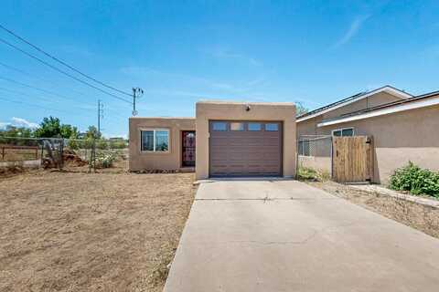 202 AZTEC Road NW, Albuquerque, NM 87107