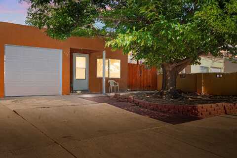 536 NATHAN Street SE, Albuquerque, NM 87123