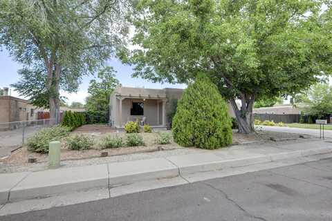 3745 MANCHESTER Drive NW, Albuquerque, NM 87107