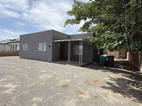 98 RANCHO PEQUENOS Way, Albuquerque, NM 87114