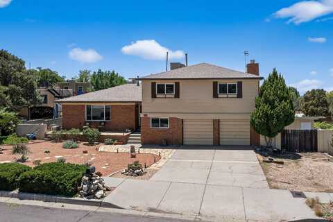 715 PARKSIDE Drive NE, Albuquerque, NM 87123