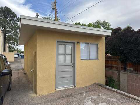 1431 Girard Boulevard NE, Albuquerque, NM 87106