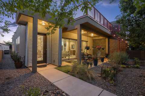 5755 University Boulevard SE, Albuquerque, NM 87106
