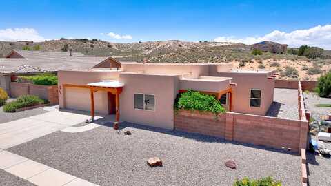 921 LOMA PINON Loop, Rio Rancho, NM 87144