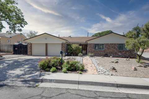 3512 SINGAPORE Circle NE, Albuquerque, NM 87111