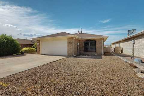 6779 Forest Hills Drive NE, Albuquerque, NM 87109