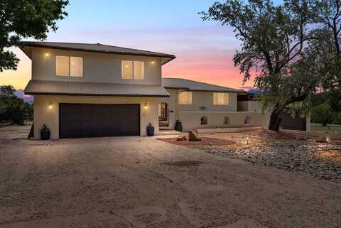 25 Arrowhead Drive, Sandia Park, NM 87047