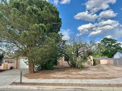 10704 Olympic Street NW, Albuquerque, NM 87114