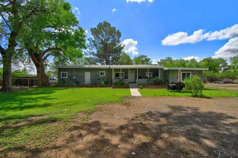 12 VIOLET Avenue, Los Lunas, NM 87031