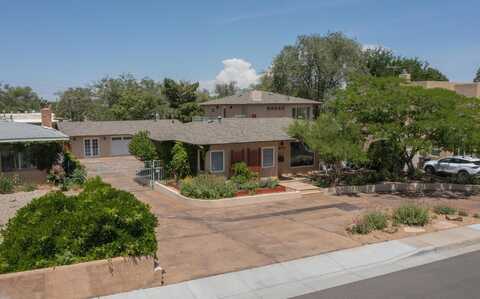 1017 PAMPAS Drive SE, Albuquerque, NM 87108