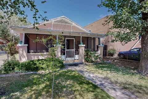 111 Columbia Drive SE, Albuquerque, NM 87106