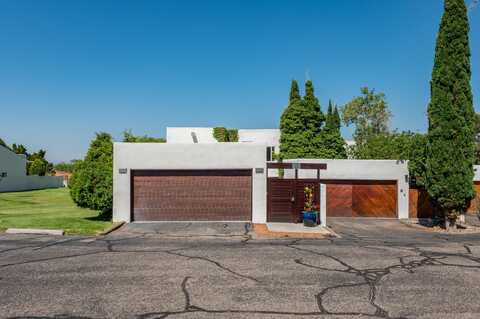 12 La Villita Court NE, Albuquerque, NM 87112
