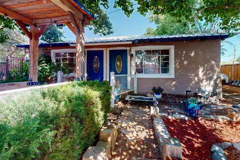 2418 MATTHEW Avenue NW, Albuquerque, NM 87104