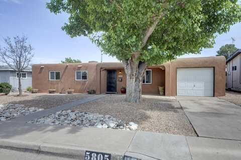 5805 ARVILLA Avenue NE, Albuquerque, NM 87110