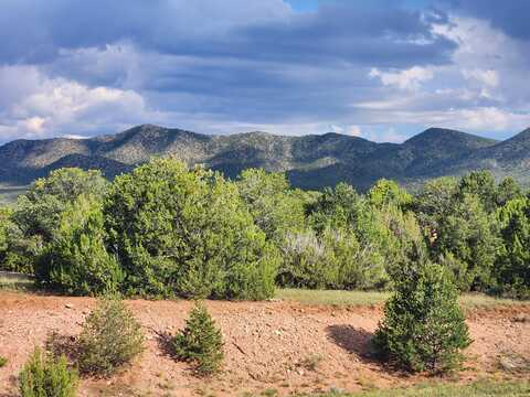 9 TIGUA Drive, Sandia Park, NM 87047