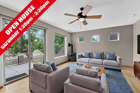 6252 STIPA Street NW, Albuquerque, NM 87120