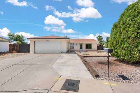 8121 BART Court NE, Albuquerque, NM 87109