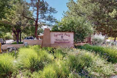 1612 Sigma Chi Road NE, Albuquerque, NM 87106