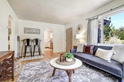1725 RICHMOND Drive NE, Albuquerque, NM 87106
