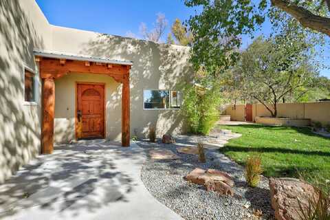 120 ESPINOSA Road, Corrales, NM 87048