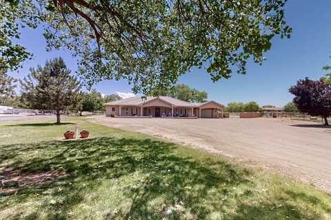 2686 DELLA Road SW, Albuquerque, NM 87105
