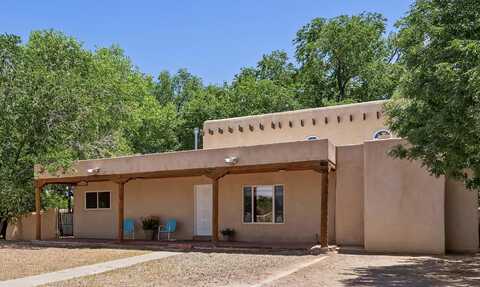 2216 MARIE Place NW, Albuquerque, NM 87104