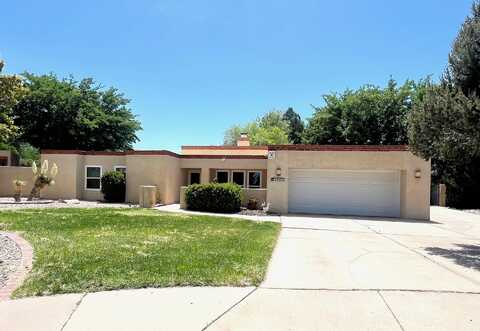 5600 COMETA Place NE, Albuquerque, NM 87111