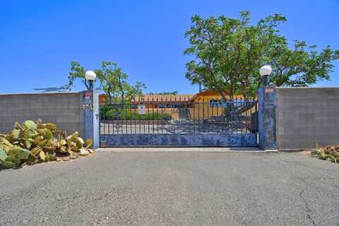 908 NAZCON Place, Bernalillo, NM 87004