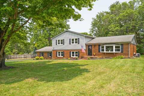 2822 PLANTATION LN, WAYNESBORO, VA 22980