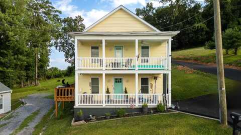 120 W GAY ST, STAUNTON, VA 24401