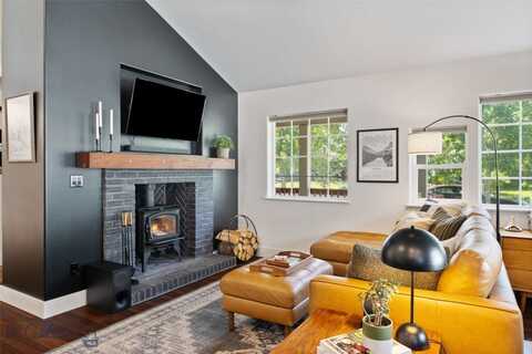 25 W Dooley Lane, Belgrade, MT 59714