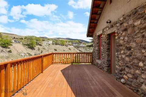 312 Water Street, Gardiner, MT 59030