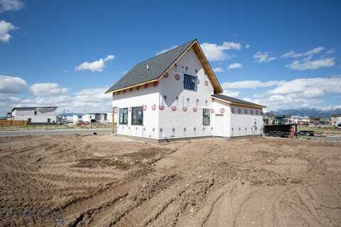 500 Spaniel Lane, Belgrade, MT 59714