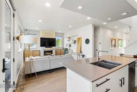 3866 Blondie Street, Bozeman, MT 59718