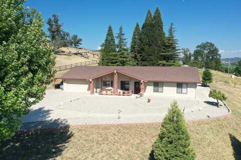 29948 Greenwater Drive, Tehachapi, CA 93561