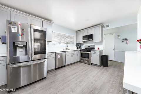 38847 E East 2nd Street Street, Palmdale, CA 93550