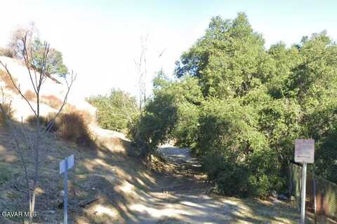 9646 Oak Bend Drive, Tujunga, CA 91042
