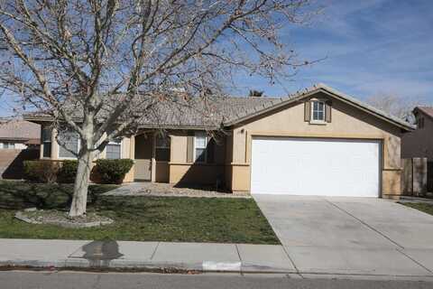 1559 W Avenue H4, Lancaster, CA 93534