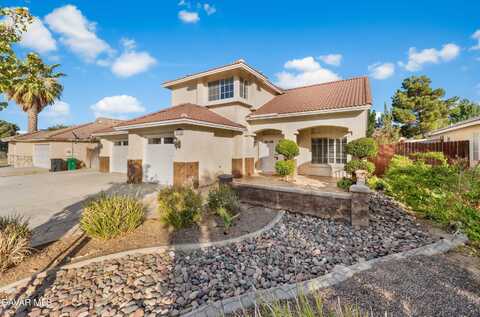 2892 Chuckwagon Road, Palmdale, CA 93550