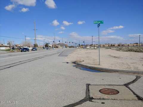 1690 W Rosamond Boulevard, Rosamond, CA 93560