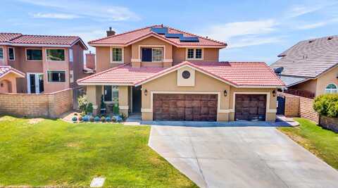 2832 Owens Way, Rosamond, CA 93560