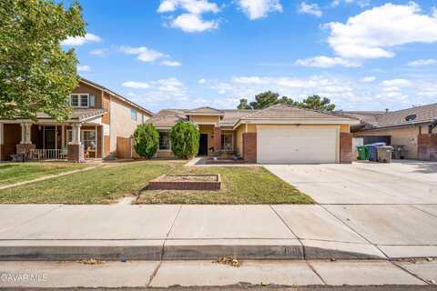 3038 Kaylyn Street, Lancaster, CA 93535