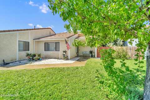 6231 Almond Valley Way, Quartz Hill, CA 93536