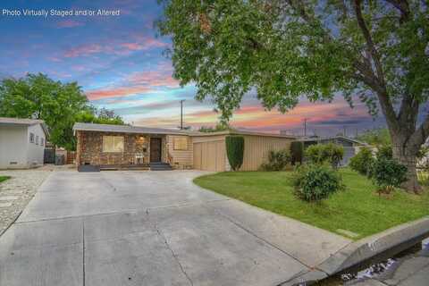 44037 Heaton Avenue, Lancaster, CA 93534