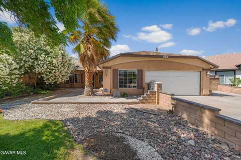 6141 Charlotte Place, Palmdale, CA 93552