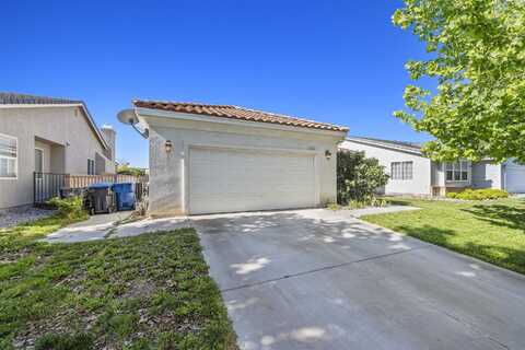 4110 W Avenue J9, Lancaster, CA 93536